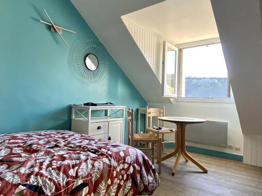 De La Place Apartment