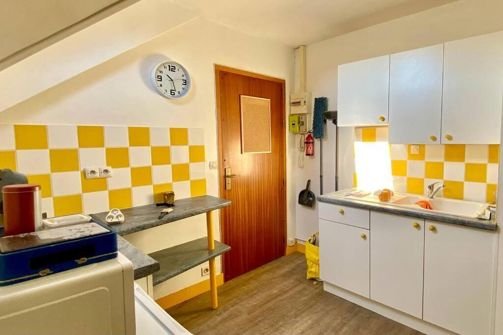 De La Place Apartment
